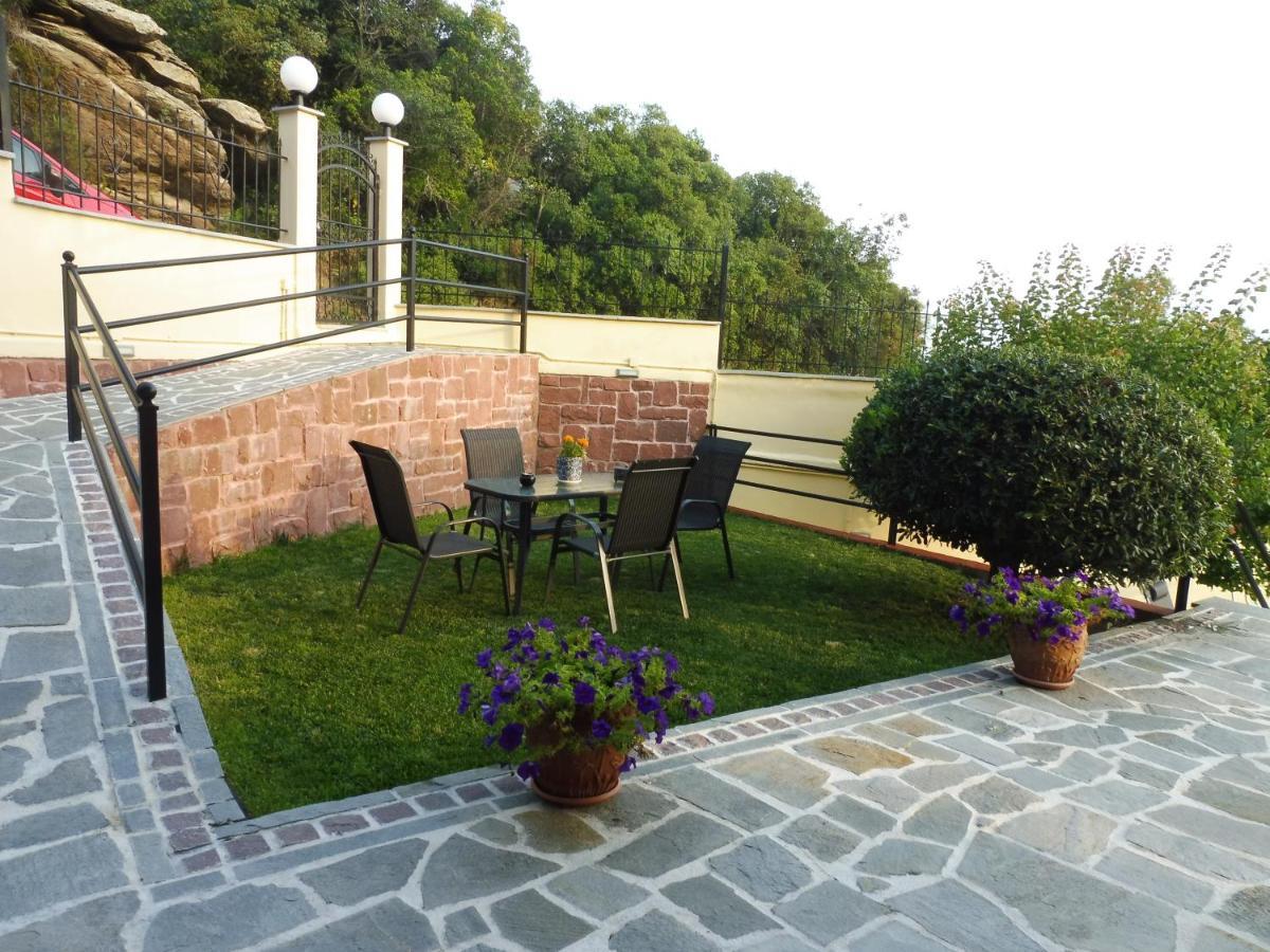 Helianthos Villa - Apartment No1 ปาเลออน ซิฟลิคิออน ภายนอก รูปภาพ
