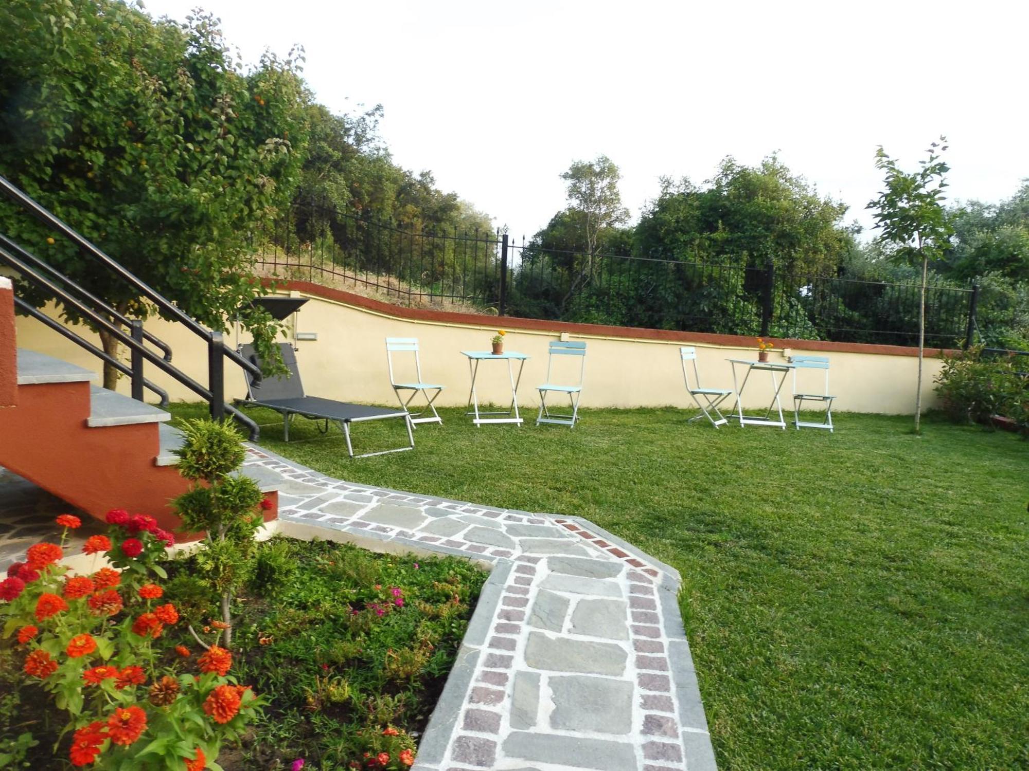 Helianthos Villa - Apartment No1 ปาเลออน ซิฟลิคิออน ภายนอก รูปภาพ
